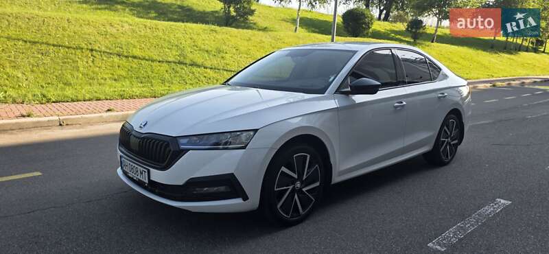 Лифтбек Skoda Octavia 2023 в Киеве