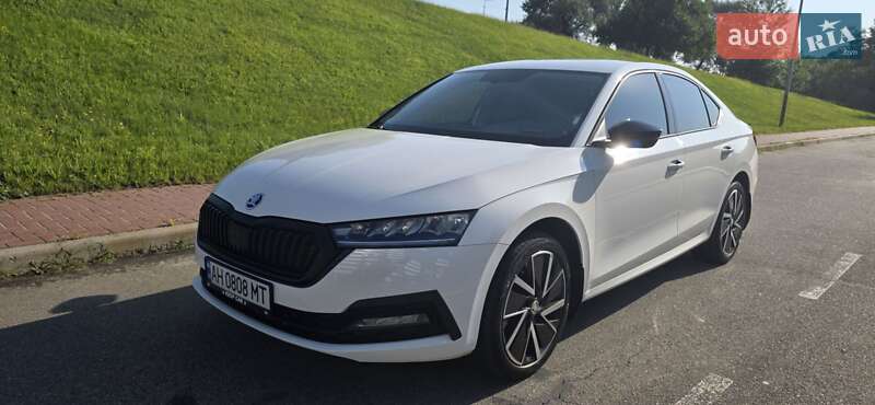 Лифтбек Skoda Octavia 2023 в Киеве