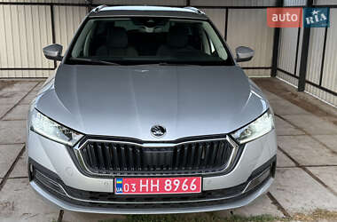 Универсал Skoda Octavia 2022 в Киеве