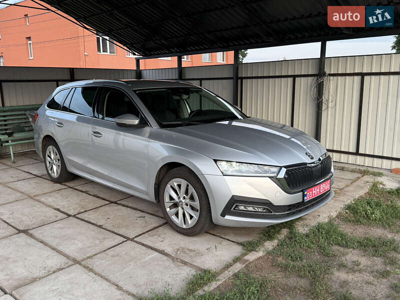 Универсал Skoda Octavia 2022 в Киеве