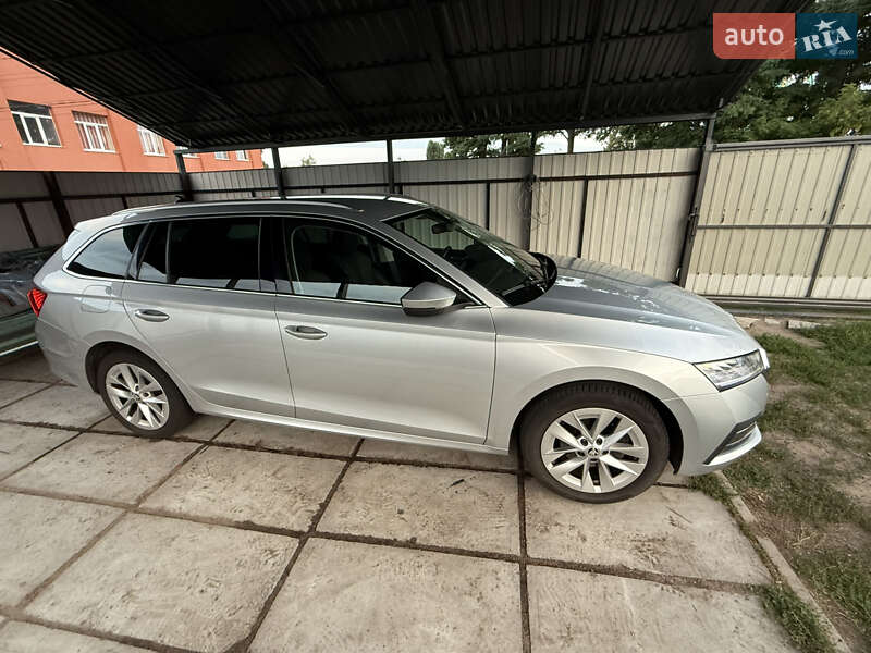 Универсал Skoda Octavia 2022 в Киеве