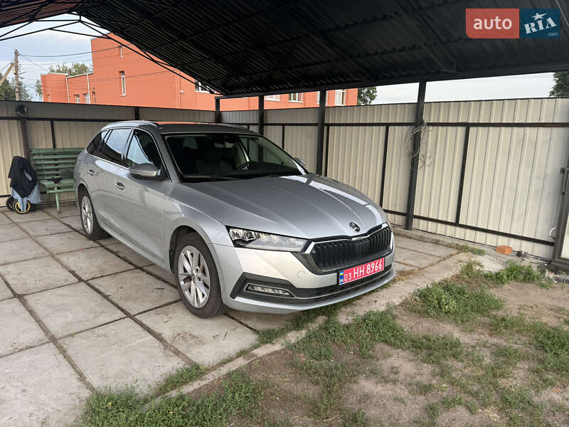 Универсал Skoda Octavia 2022 в Киеве