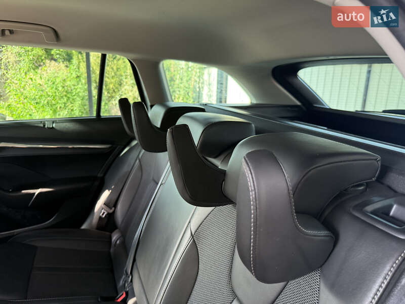 Универсал Skoda Octavia 2022 в Киеве