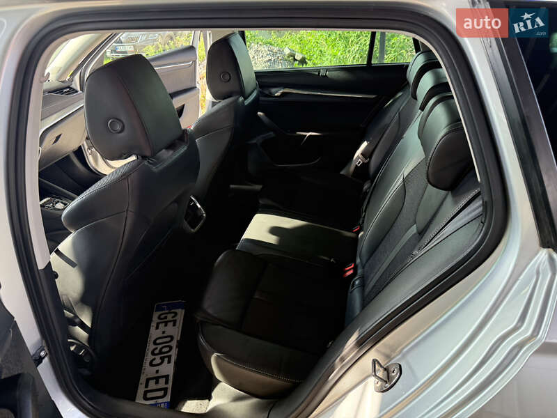 Универсал Skoda Octavia 2022 в Киеве