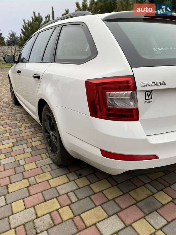 Универсал Skoda Octavia 2015 в Днепре
