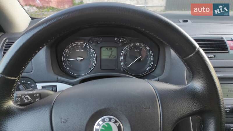 Лифтбек Skoda Octavia 2006 в Одессе