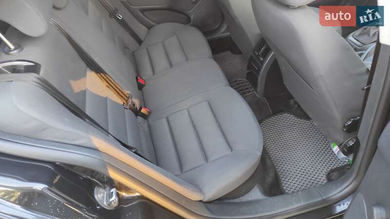 Лифтбек Skoda Octavia 2006 в Одессе