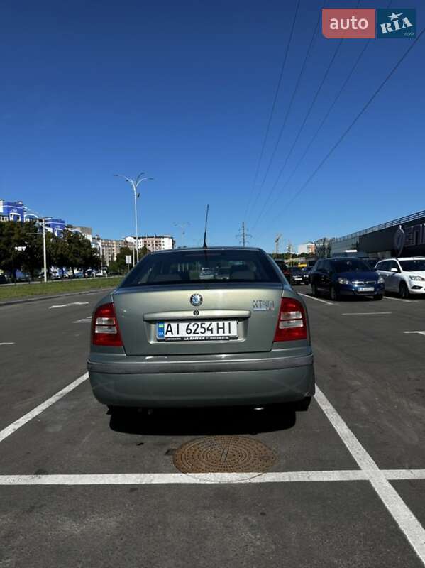 Ліфтбек Skoda Octavia 2002 в Чернігові