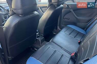Лифтбек Skoda Octavia 2004 в 