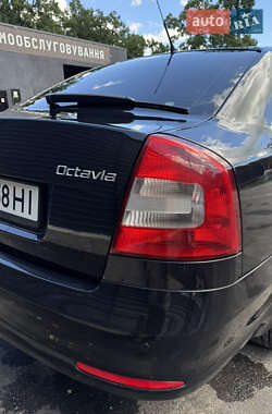 Лифтбек Skoda Octavia 2010 в 