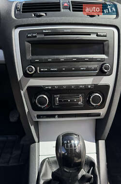 Лифтбек Skoda Octavia 2010 в 