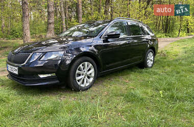 Универсал Skoda Octavia 2017 в Львове