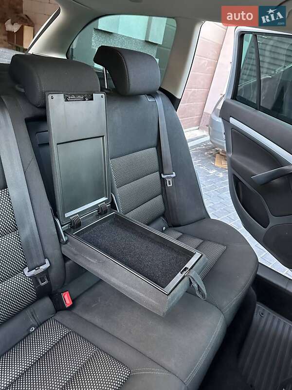 Универсал Skoda Octavia 2012 в Глобине