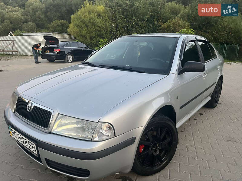 Ліфтбек Skoda Octavia 2008 в Львові