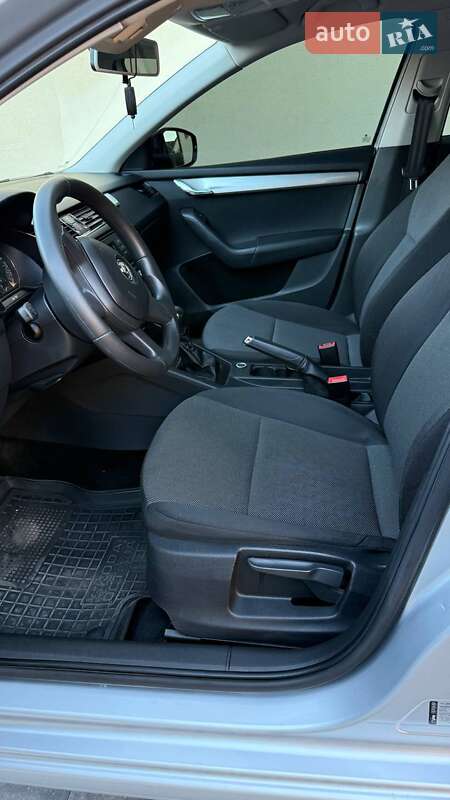 Лифтбек Skoda Octavia 2014 в Умани фото 11 Лифтбек Skoda Octavia 2014 в Умани