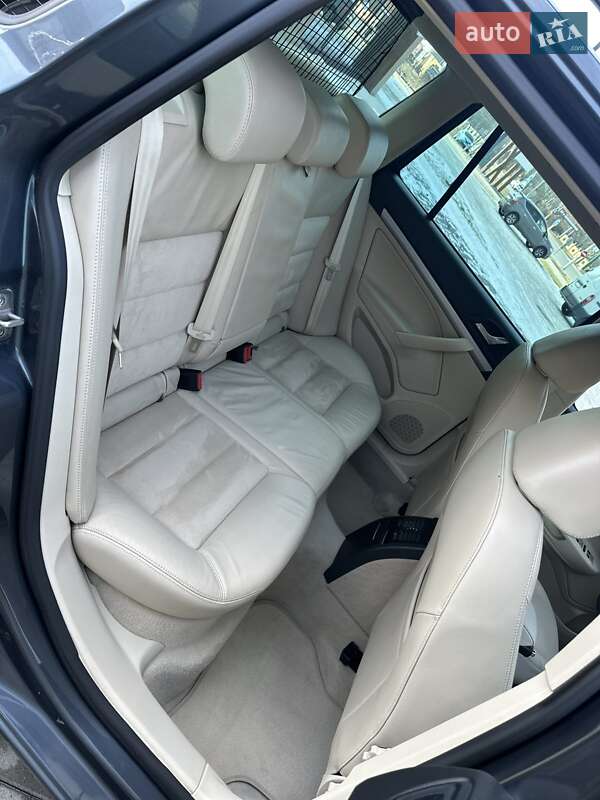 Универсал Skoda Octavia 2010 в Ивано-Франковске