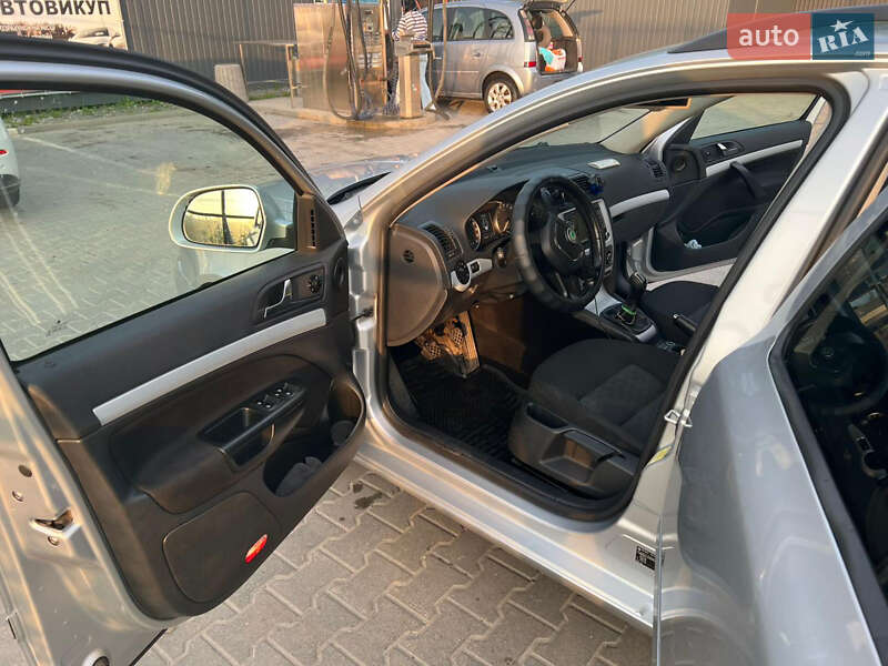 Универсал Skoda Octavia 2011 в Тернополе