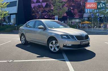 Лифтбек Skoda Octavia 2018 в Киеве