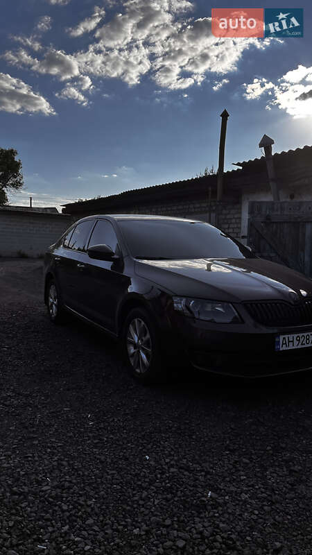 Лифтбек Skoda Octavia 2016 в Александровке