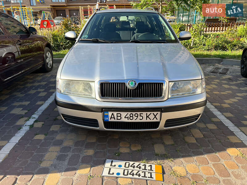 Универсал Skoda Octavia 2010 в Виннице