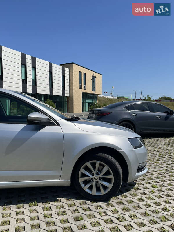 Ліфтбек Skoda Octavia 2019 в Києві