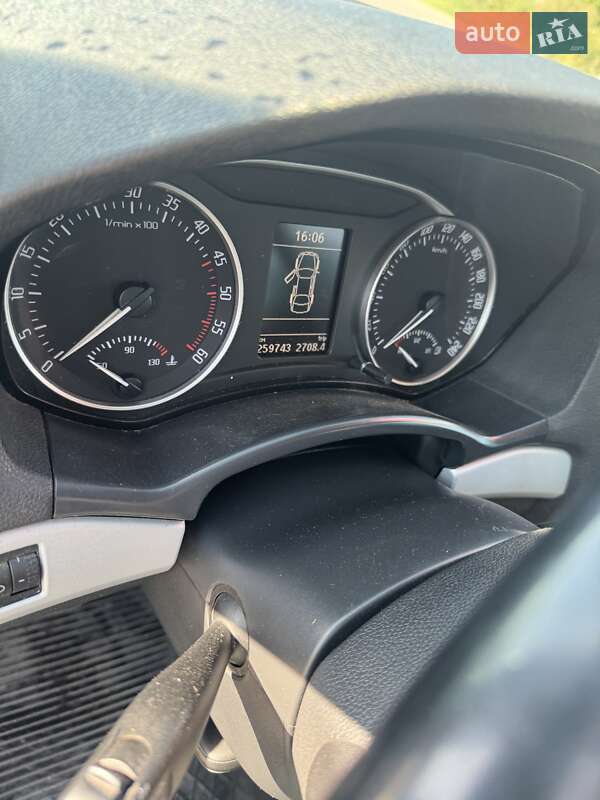 Универсал Skoda Octavia 2010 в Львове