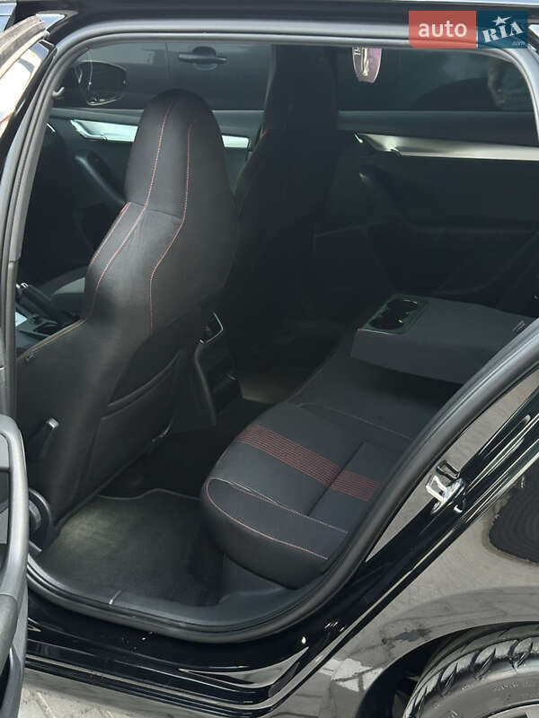 Универсал Skoda Octavia 2019 в Ивано-Франковске