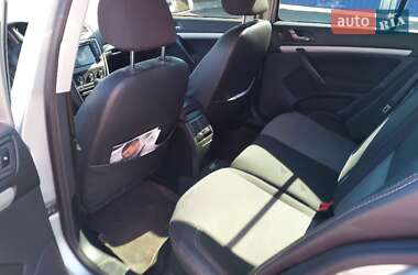 Лифтбек Skoda Octavia 2012 в Зенькове