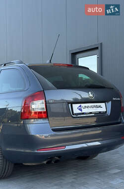 Универсал Skoda Octavia 2010 в 