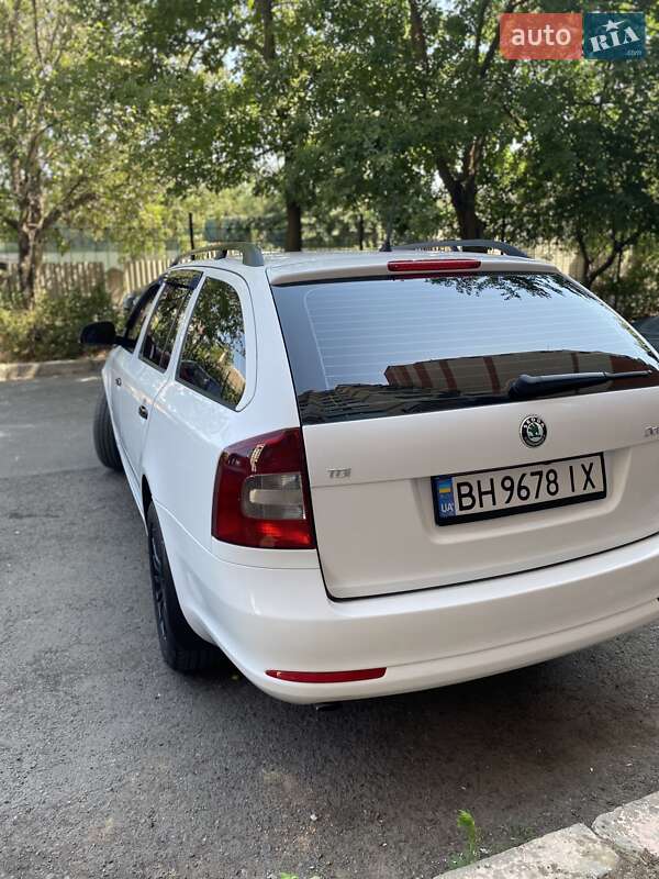 Універсал Skoda Octavia 2013 в Одесі фото 4 Універсал Skoda Octavia 2013 в Одесі