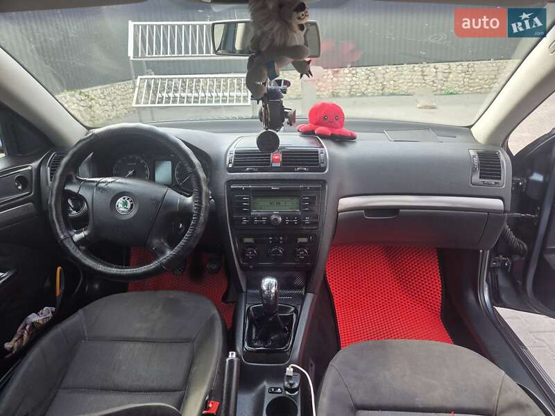 Ліфтбек Skoda Octavia 2004 в Тернополі