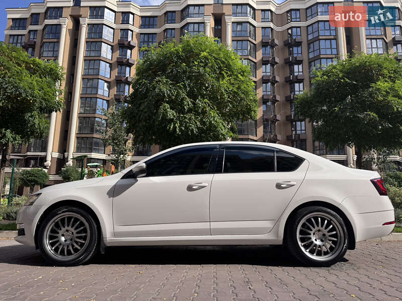 Ліфтбек Skoda Octavia 2018 в Києві фото 3 Ліфтбек Skoda Octavia 2018 в Києві