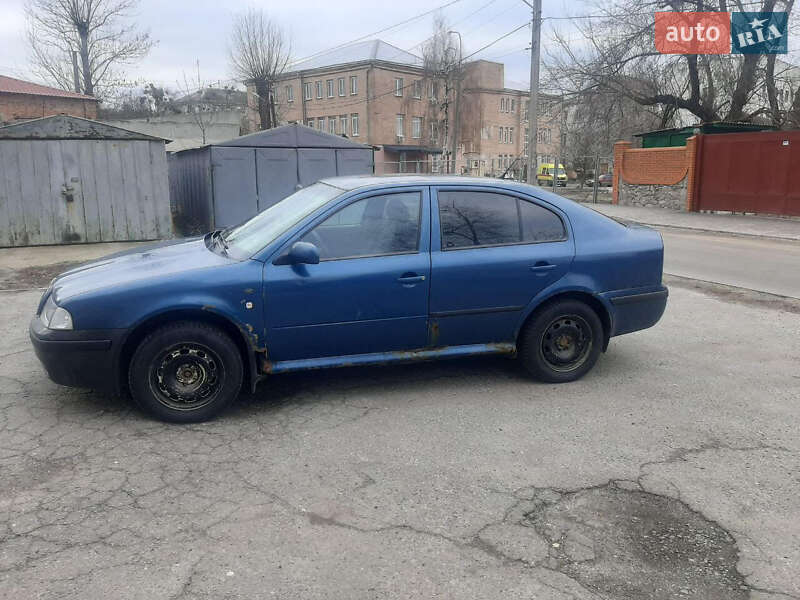 Лифтбек Skoda Octavia 2003 в Харькове