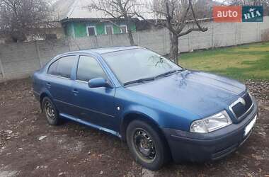 Лифтбек Skoda Octavia 2003 в 