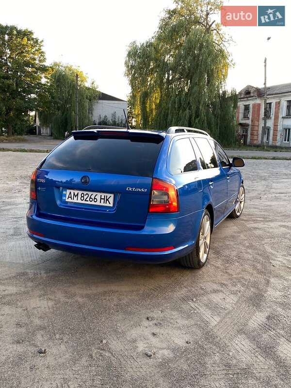 Универсал Skoda Octavia 2011 в Коростене