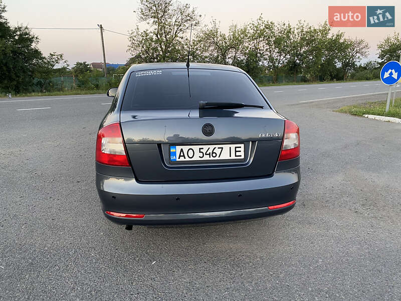Лифтбек Skoda Octavia 2010 в Мукачево