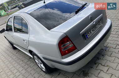 Лифтбек Skoda Octavia 2001 в 