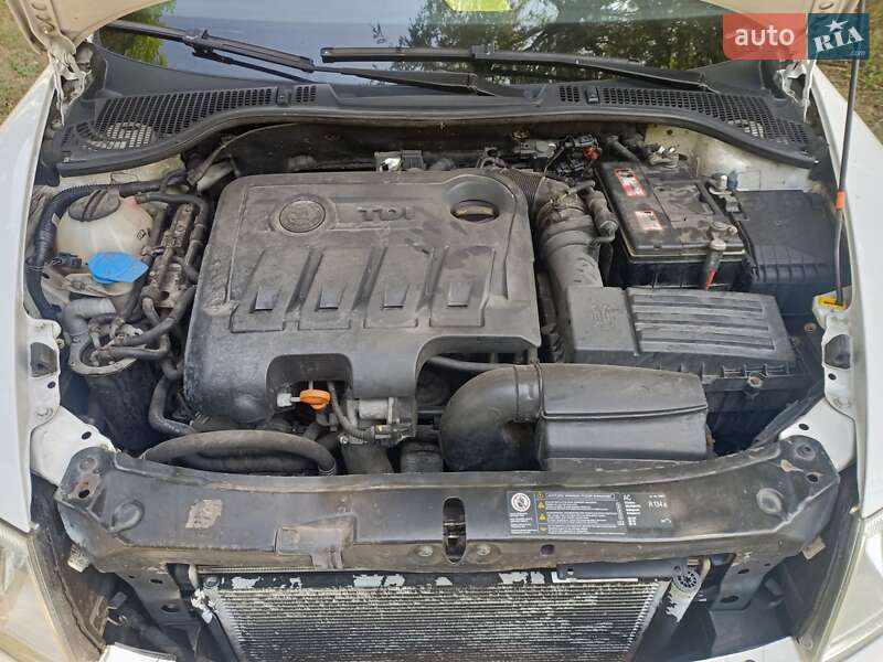 Универсал Skoda Octavia 2011 в Запорожье фото 9 Универсал Skoda Octavia 2011 в Запорожье