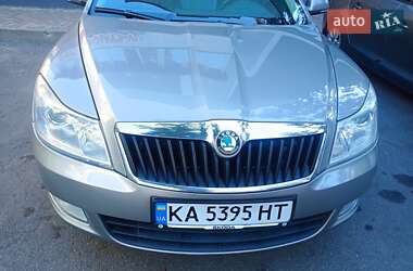 Универсал Skoda Octavia 2010 в Ирпене