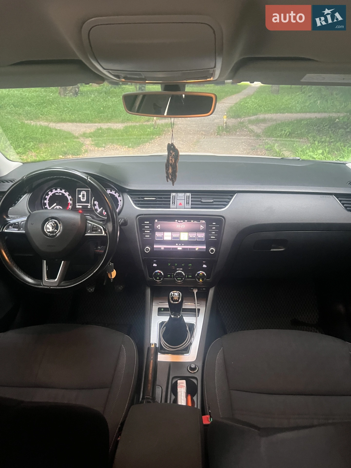 2017 Skoda Octavia - мініатюра 17