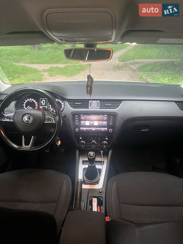 Универсал Skoda Octavia 2017 в Хмельницком