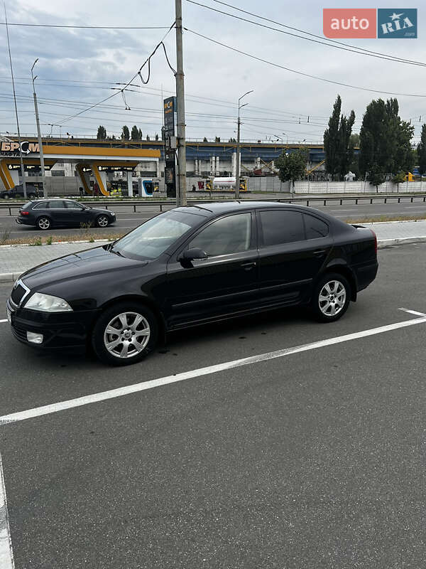 Ліфтбек Skoda Octavia 2006 в Києві