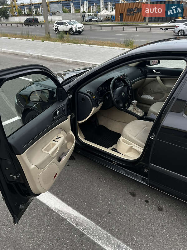 Ліфтбек Skoda Octavia 2006 в Києві