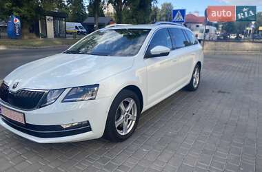 Универсал Skoda Octavia 2019 в 