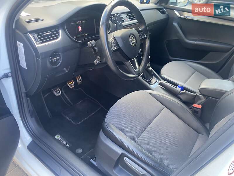 Универсал Skoda Octavia 2019 в Луцке