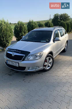 Универсал Skoda Octavia 2011 в Черновцах