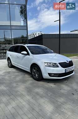 Универсал Skoda Octavia 2014 в Ужгороде