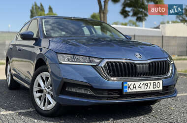 Лифтбек Skoda Octavia 2020 в Киеве