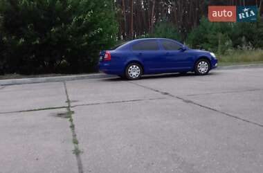 Лифтбек Skoda Octavia 2009 в 