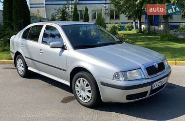 Лифтбек Skoda Octavia 2006 в Киеве